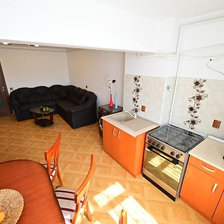 Vacation Apartment With Free Parking Sibiu Eksteriør billede