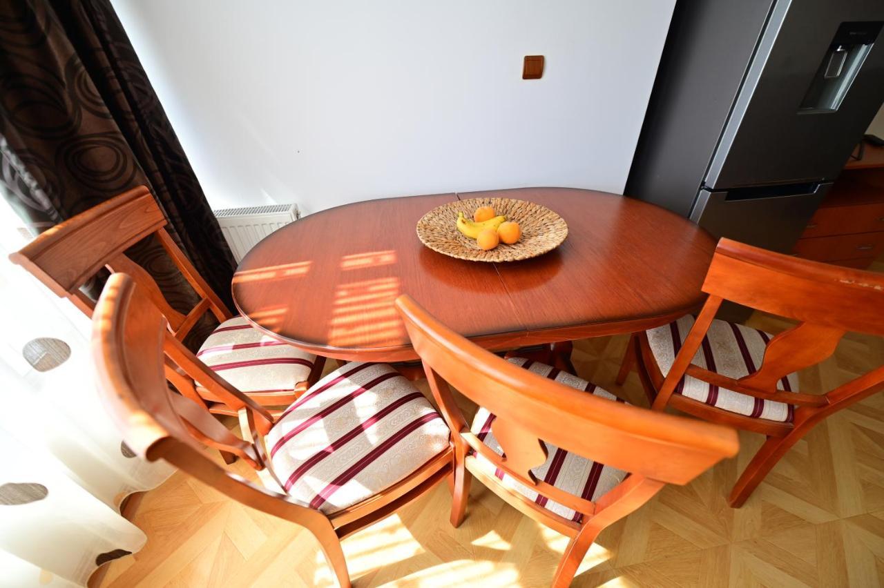 Vacation Apartment With Free Parking Sibiu Eksteriør billede