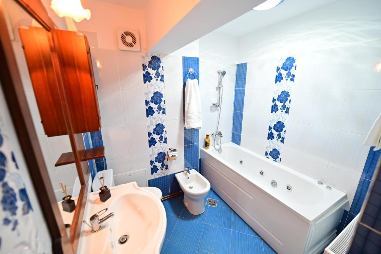 Vacation Apartment With Free Parking Sibiu Eksteriør billede